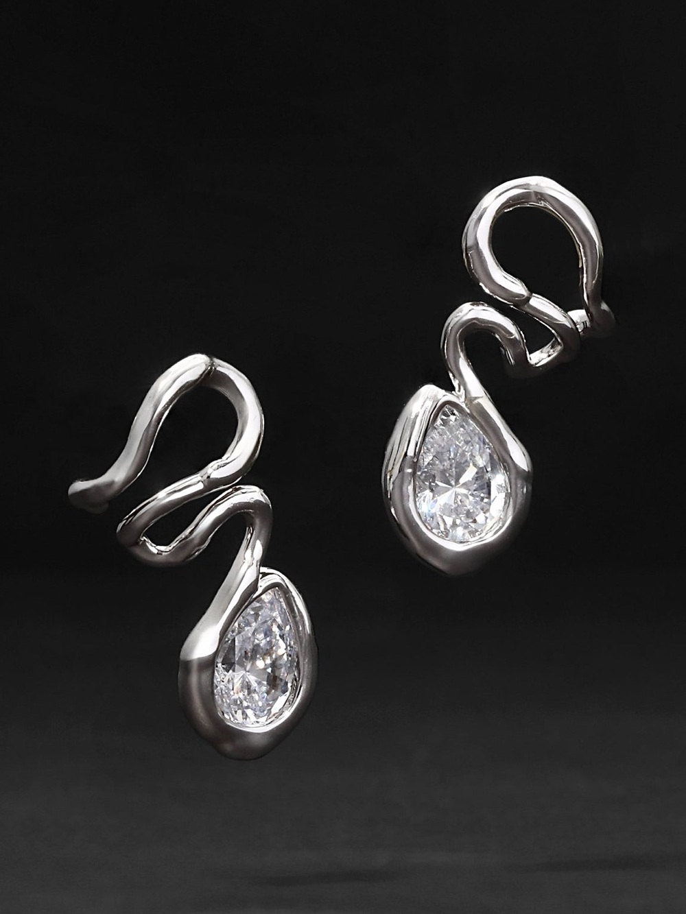 Alexis Bittar Asterales Floating Vine Post Earring- Silver